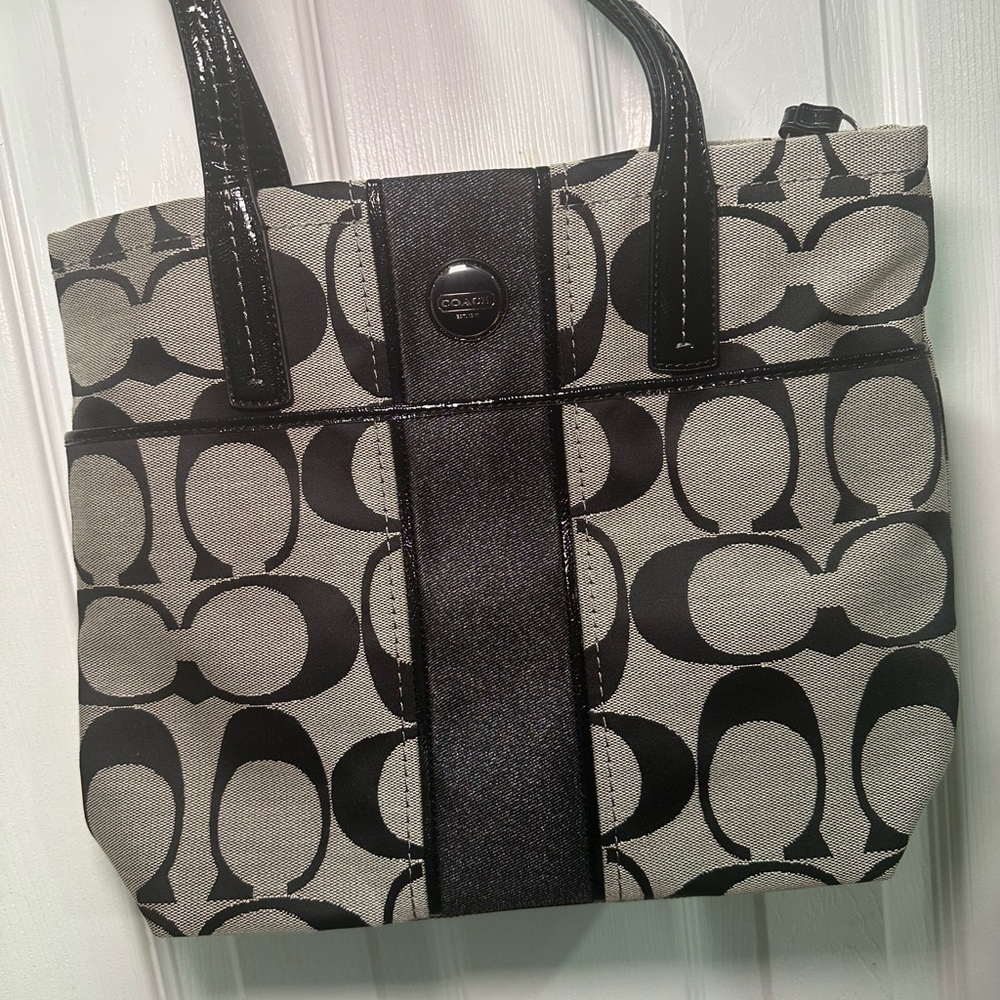 Coach Monochrome Signature Tote